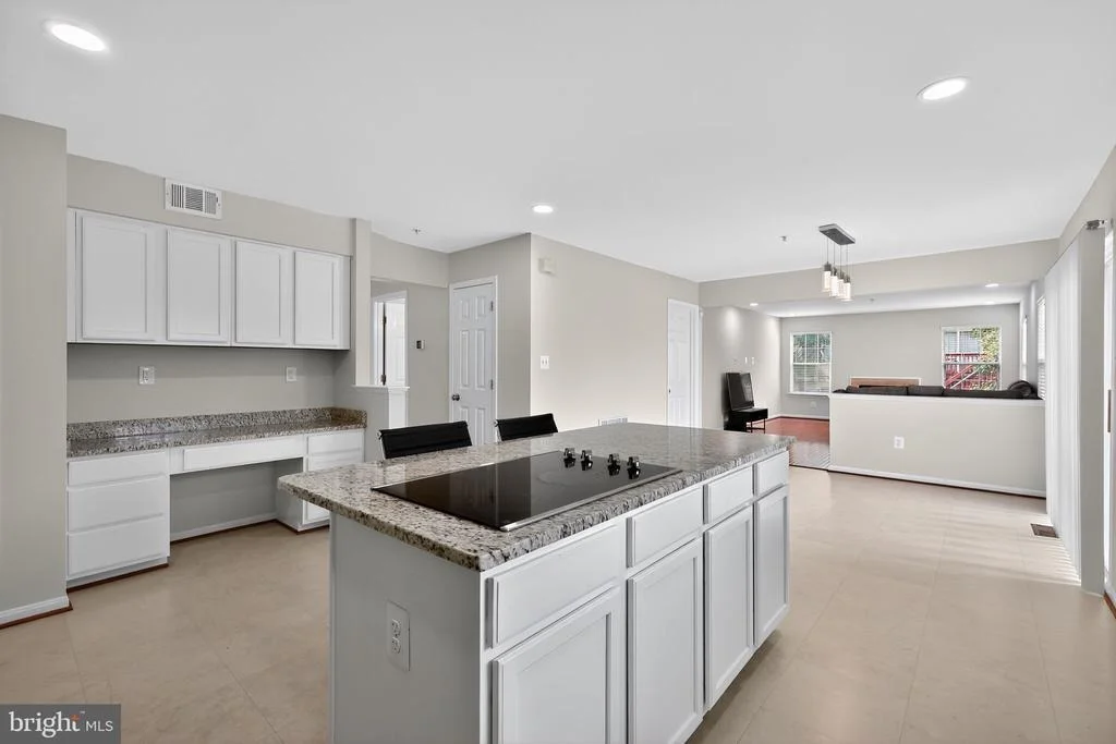 Photo of 15202 JOHNSTONE LANE