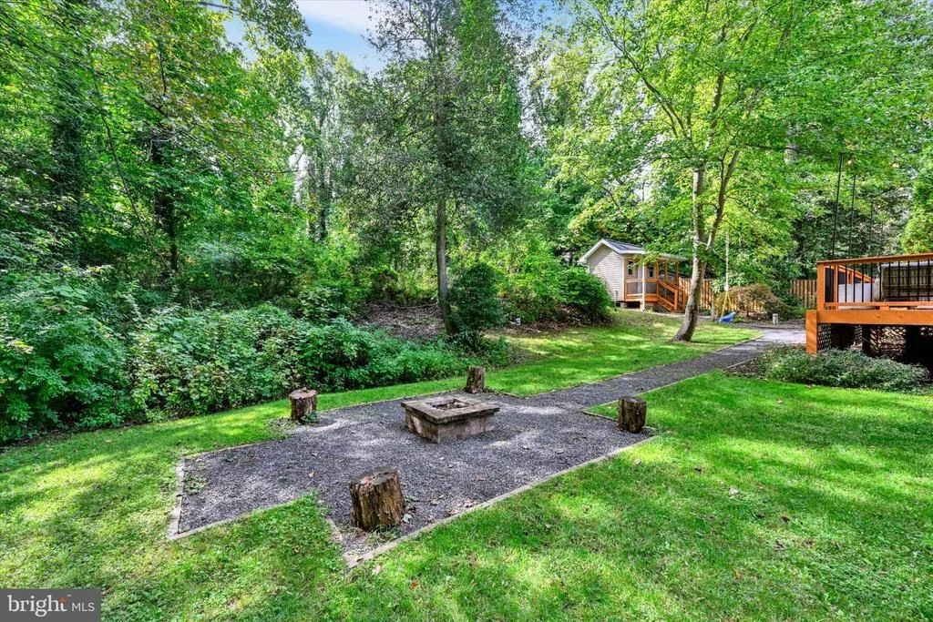 Photo of 1292 SWAN DRIVE