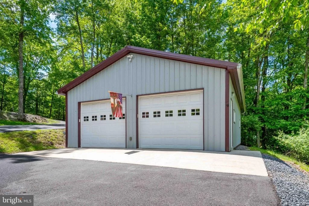 Photo of 511 HILLTOP ROAD