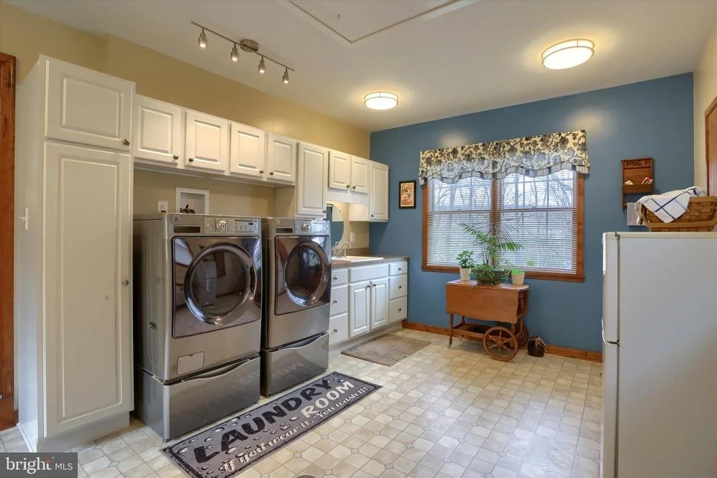 Photo of 615 SINGER LANE