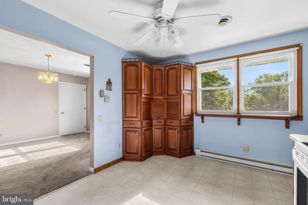 Photo of 12721 MANOR ROAD