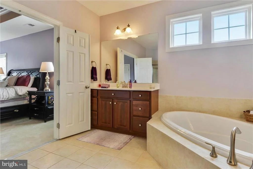 Photo of 13613 BOWLING GREEN WAY