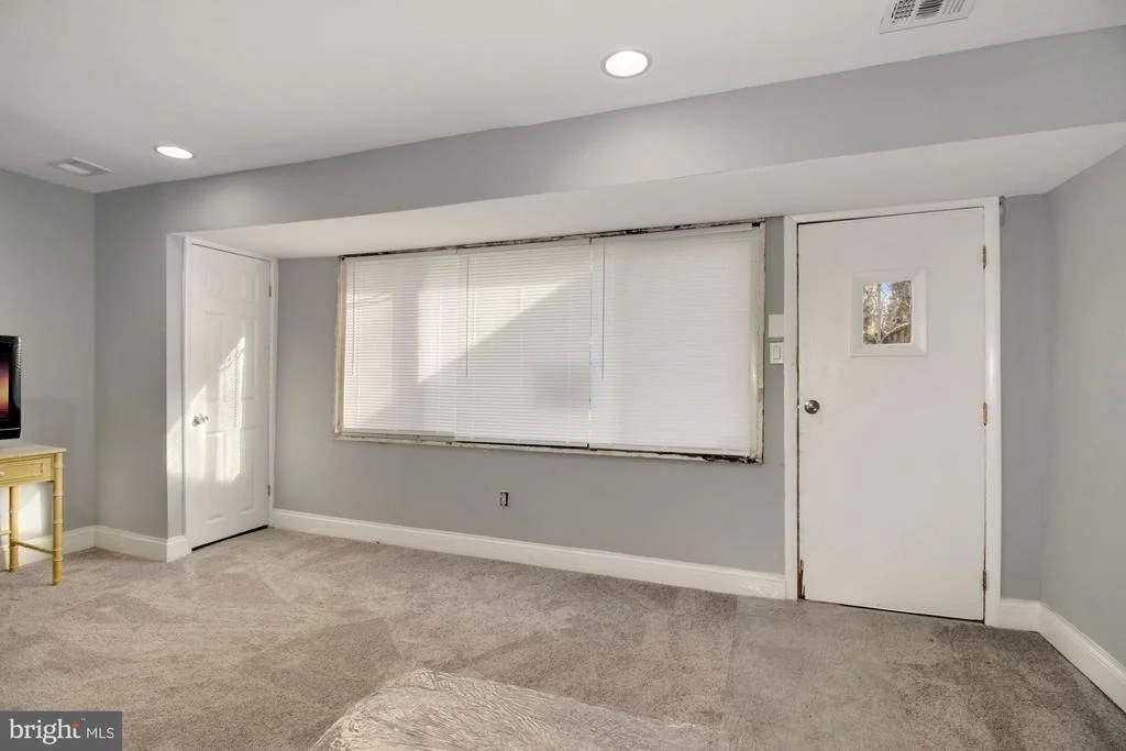 Photo of 4309 FAIRFAX ROAD