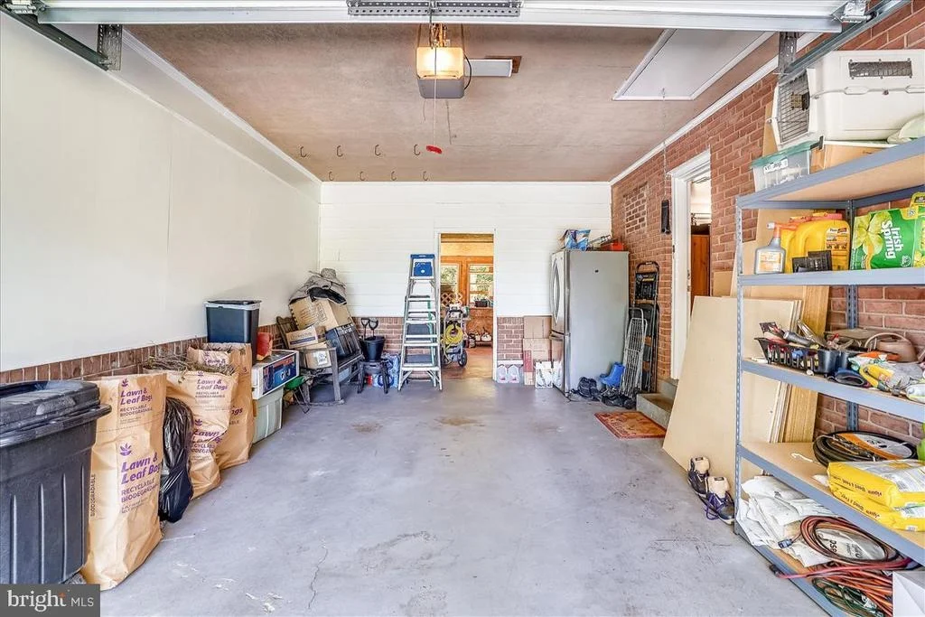 Photo of 18901 MUNCASTER ROAD