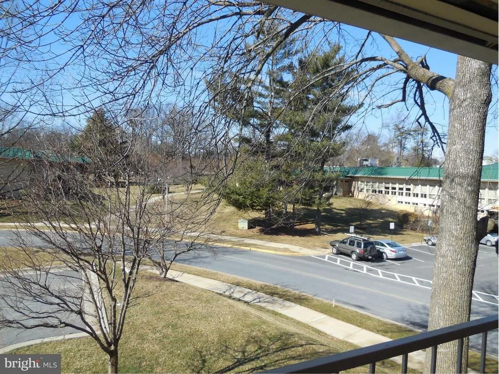 Photo of Unit 73A at 3600 GLENEAGLES DRIVE