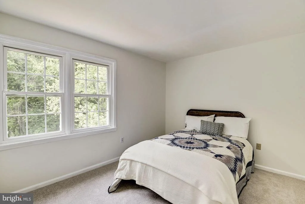 Photo of 1313 CROCKETT LANE