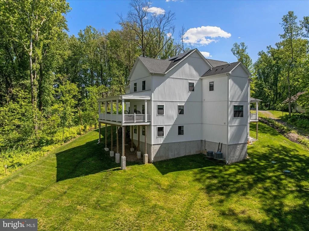 Photo of 16608 SYLVAN DRIVE
