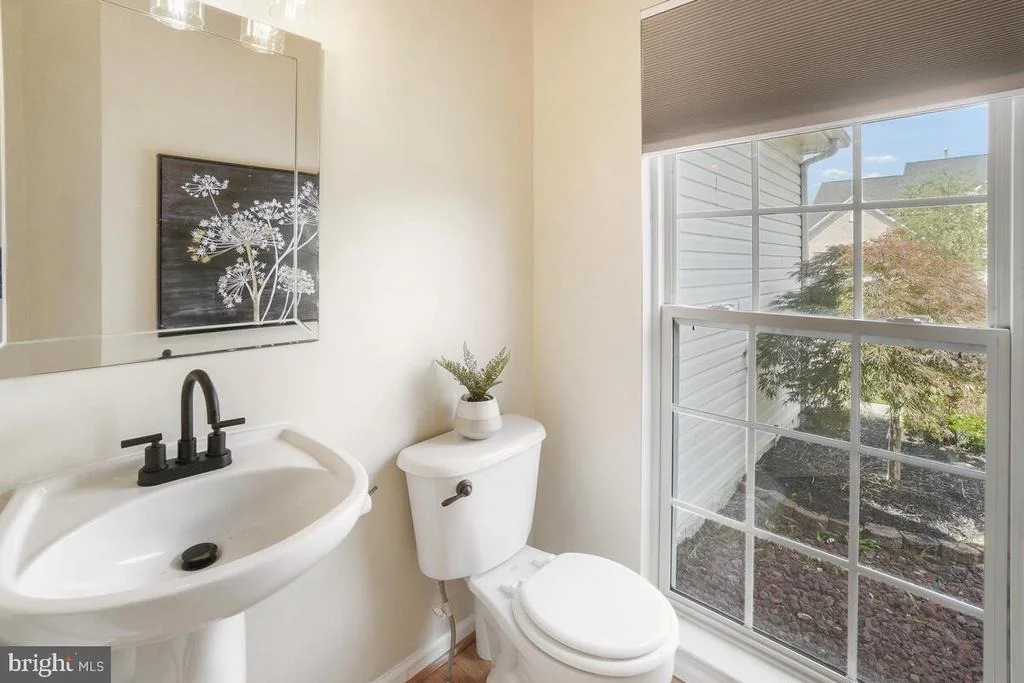 Photo of 4903 SUTHERLAND DRIVE