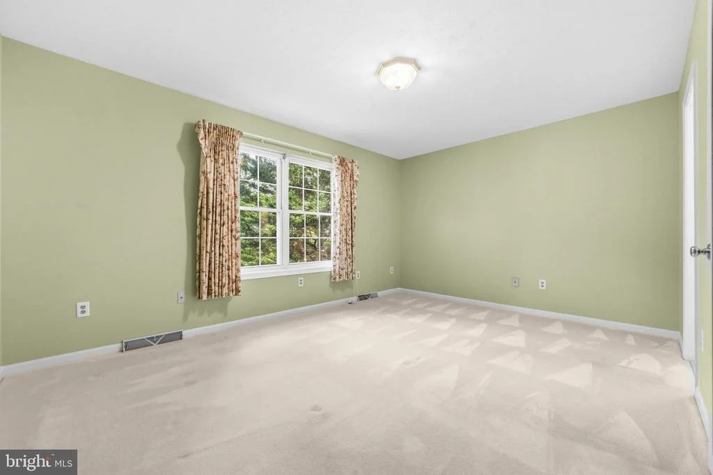 Photo of 704 COLLIER COURT