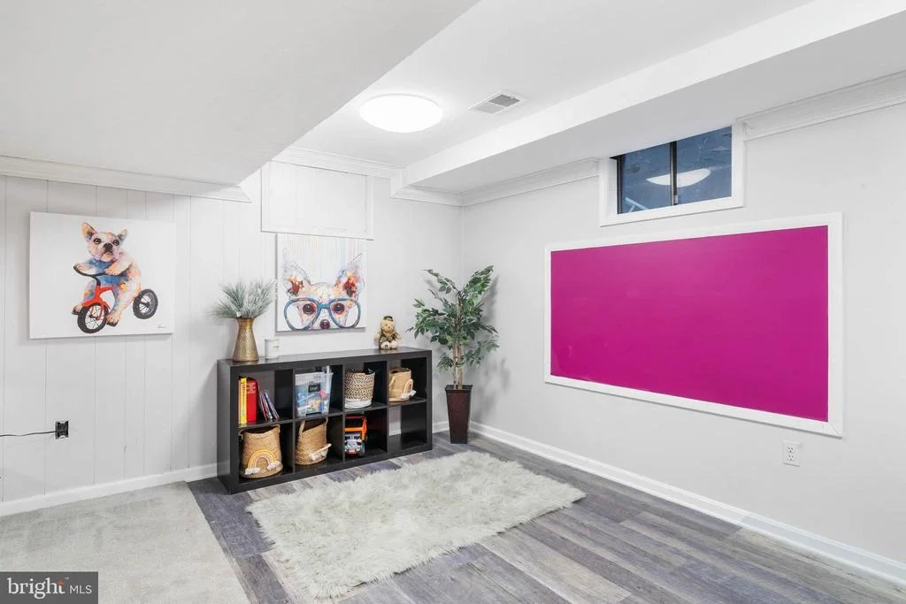 Photo of 15304 WATERGATE ROAD