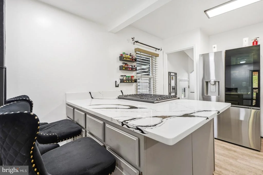 Photo of 4313 IVY GLEN ROAD