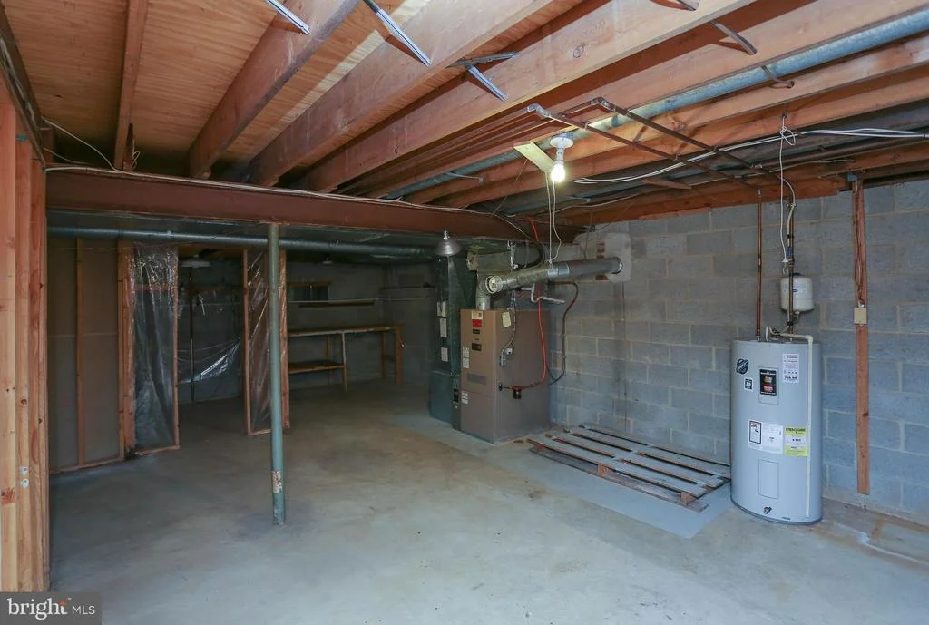 Photo of 18009 EDNOR VIEW TERRACE