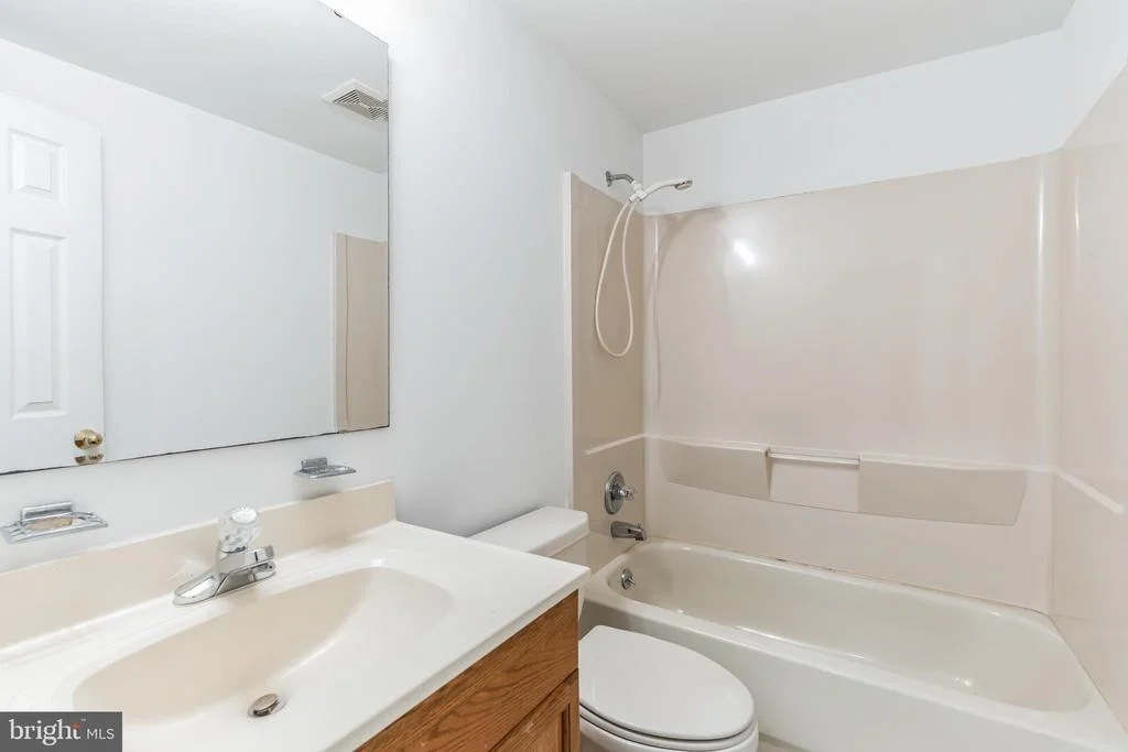 Photo of 8000 SENECA VIEW DRIVE