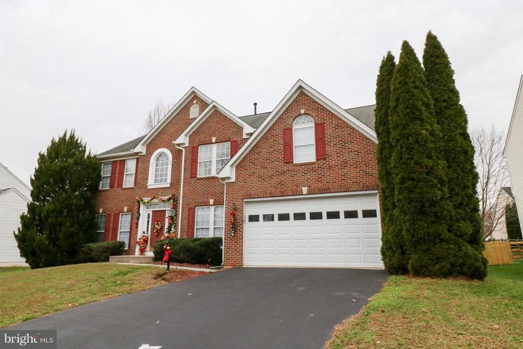 Photo of 1762 CASTLE ROCK ROAD