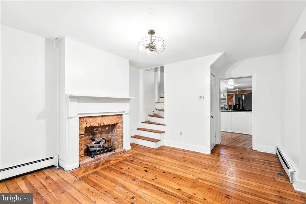 Photo of 129 W 5TH STREET