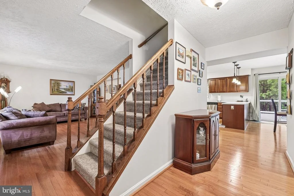 Photo of 592 EASON DRIVE