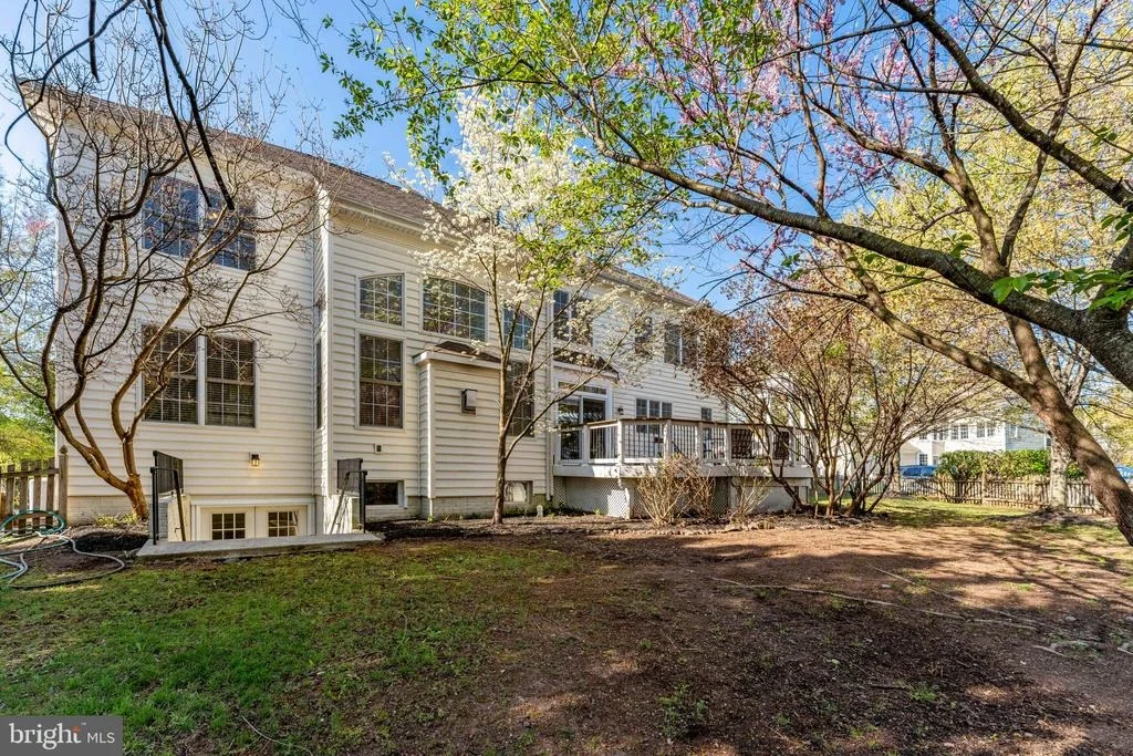 Photo of 42758 GLENSIDE DRIVE