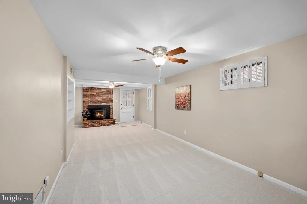 Photo of 6300 GLENBARD ROAD
