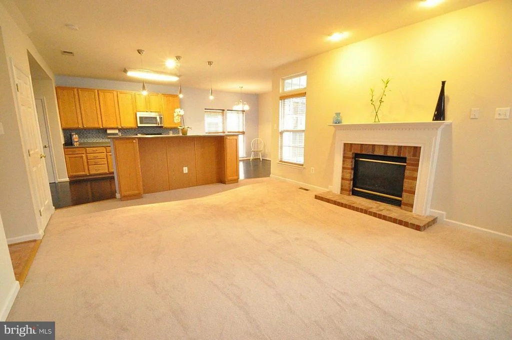 Photo of 14320 KINGS CROSSING BOULEVARD