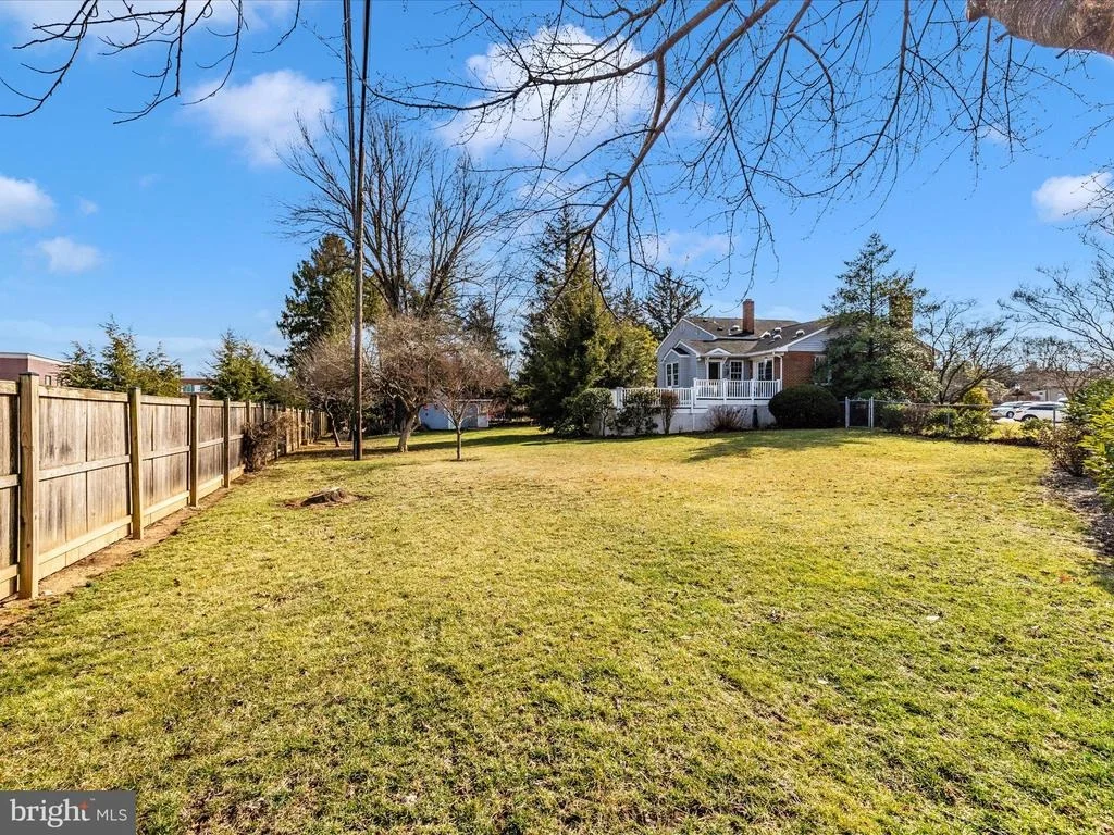 Photo of 16 KLINE BOULEVARD
