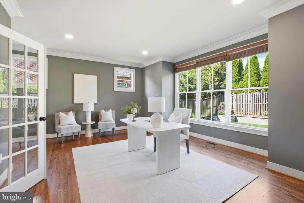 Photo of 2808 JOHN MARSHALL DRIVE