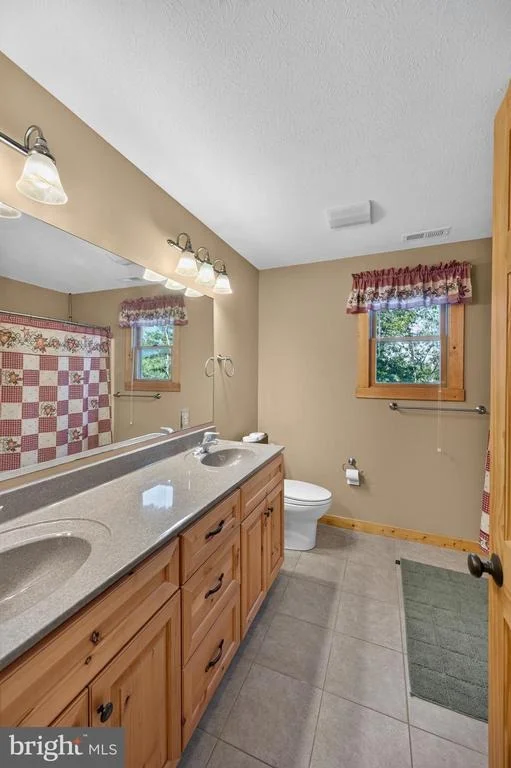 Photo of 14 VICKIE WAY