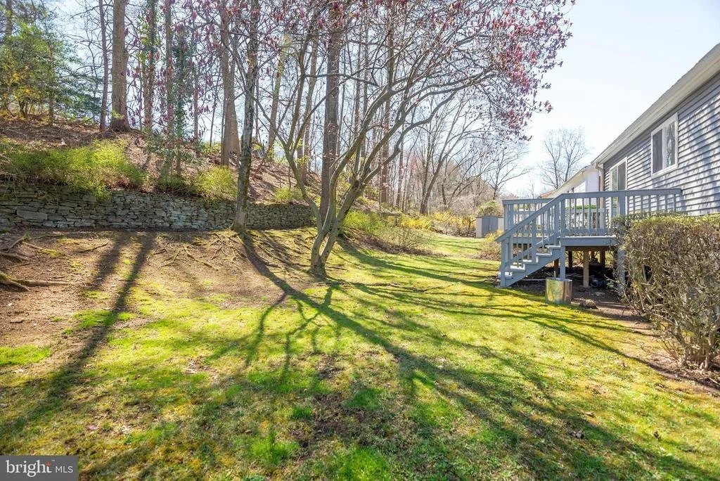 Photo of 616 KENBROOK DRIVE