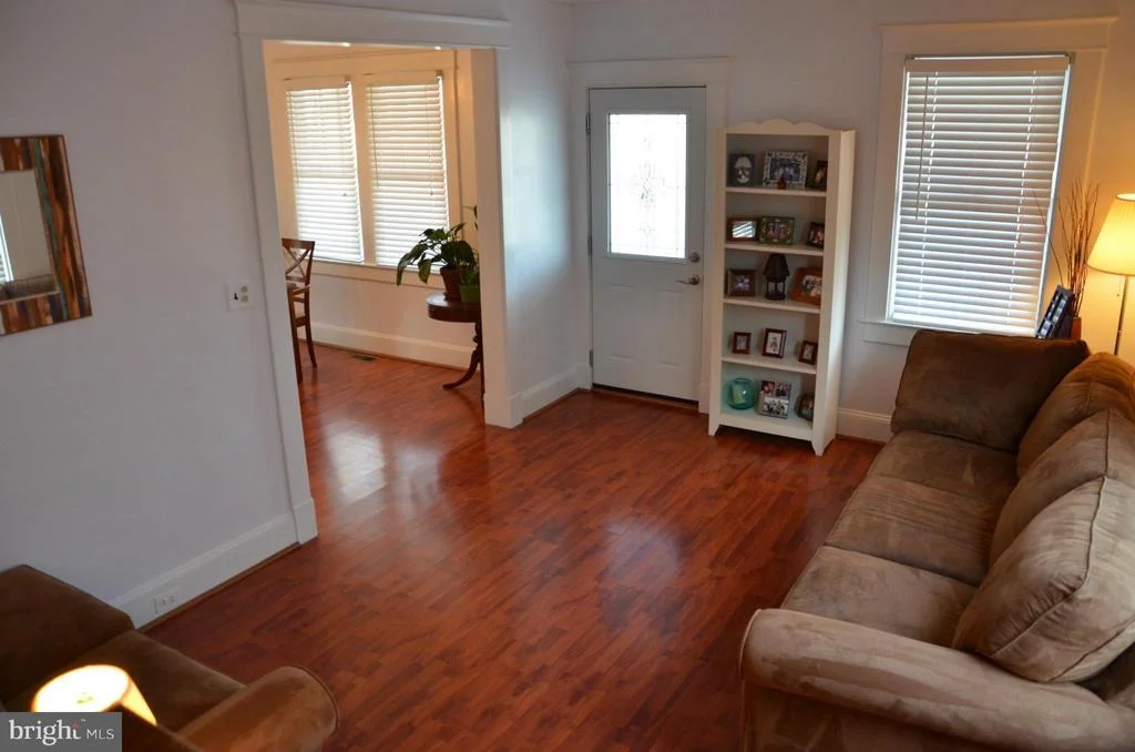 Photo of 1237 MAPLE AVENUE