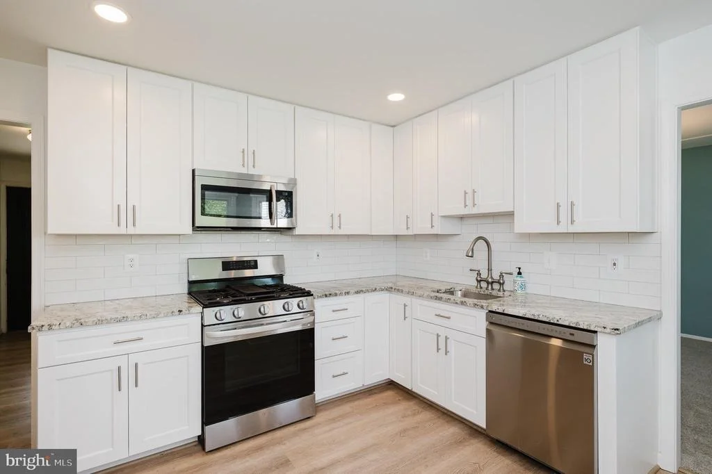Photo of 625 FOXCROFT DRIVE