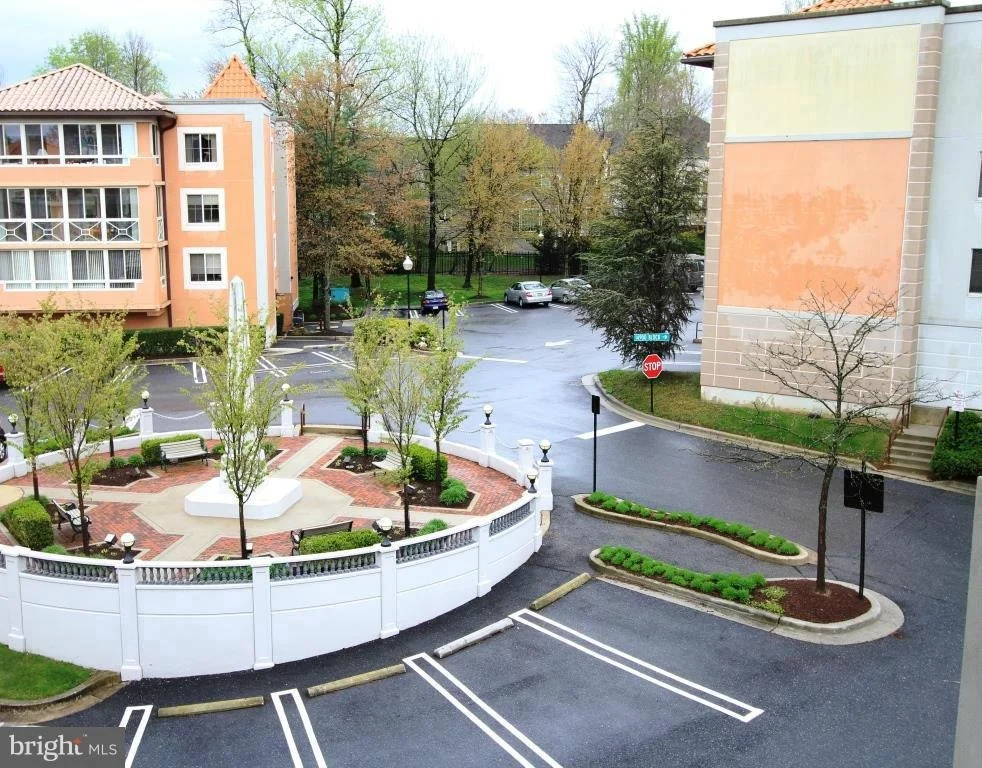 Photo of Unit 408 at 14801 PENNFIELD CIRCLE