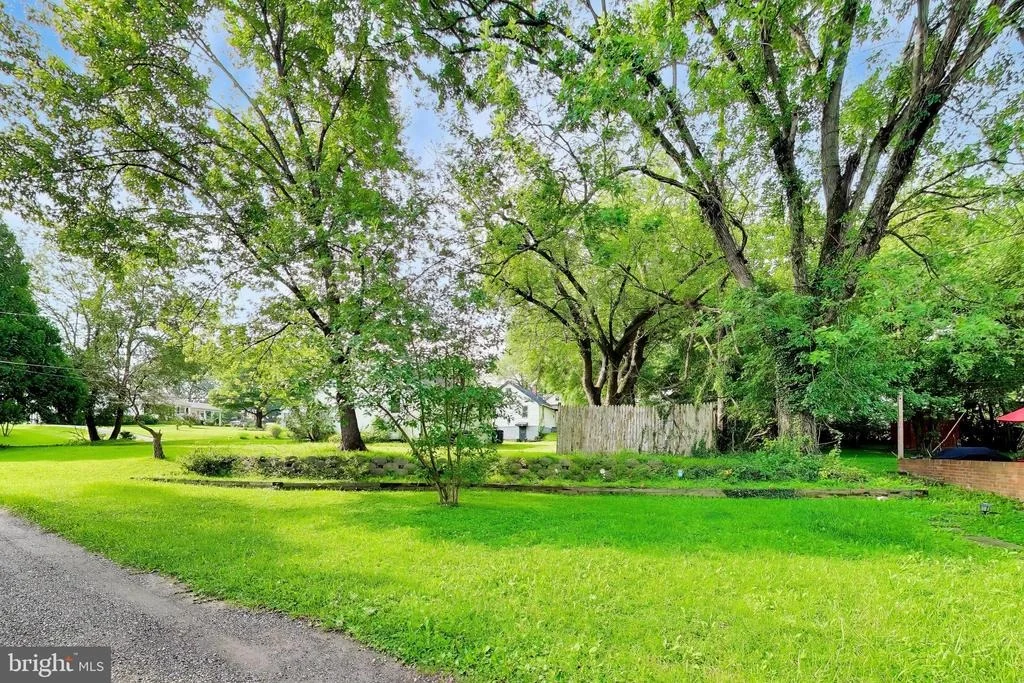 Photo of 16012 BATSON ROAD