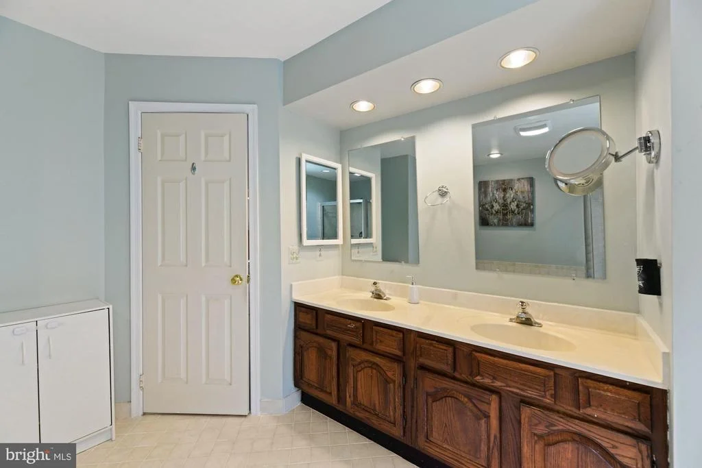 Photo of 2975 FRANKLIN OAKS DRIVE