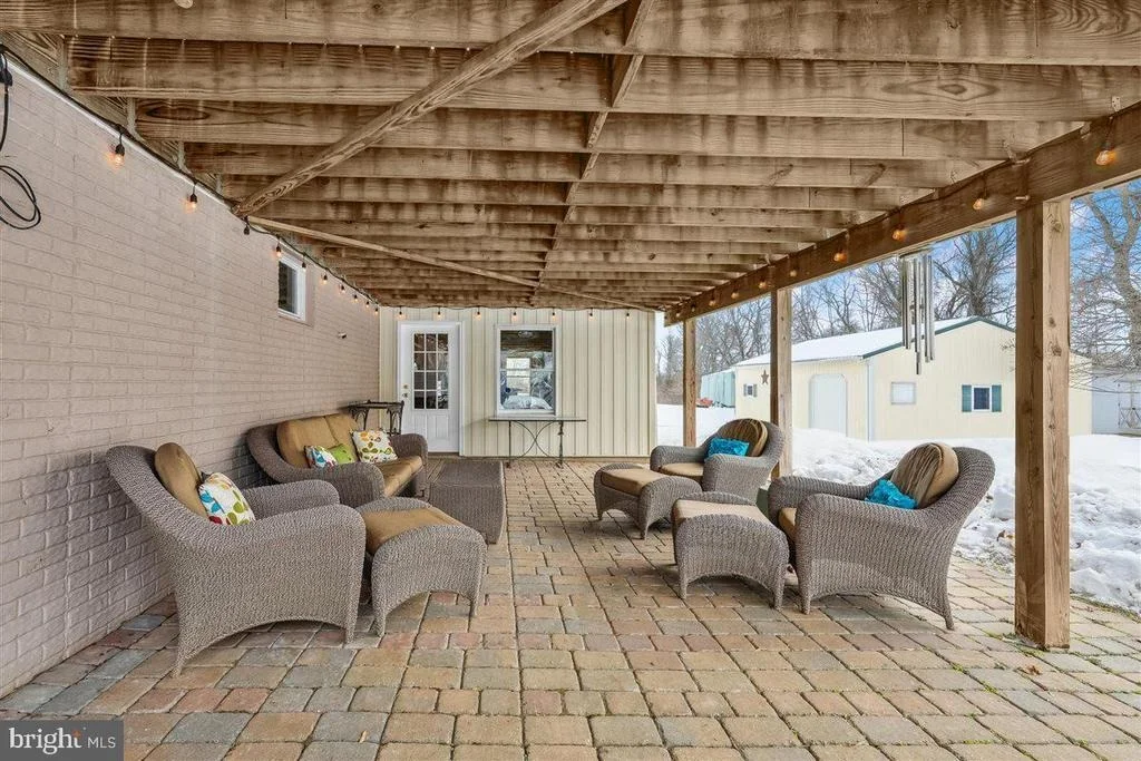Photo of 9500 HOLSEY ROAD