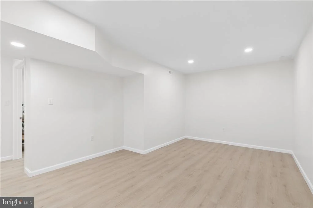 Photo of 30 REIDS LANE