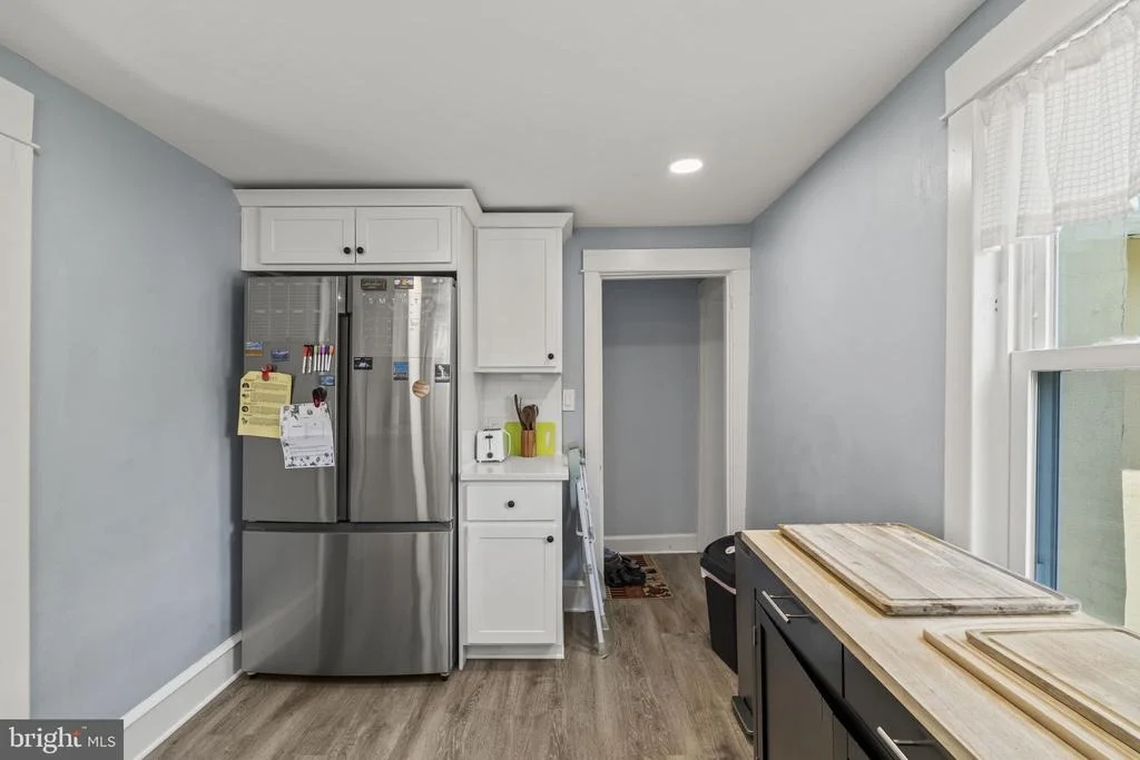 Photo of 425 FLORENCE AVENUE