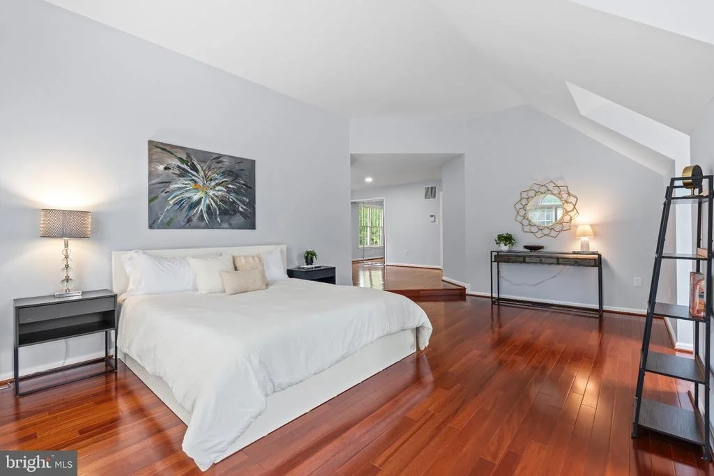 Photo of 6832 COMPTON HEIGHTS