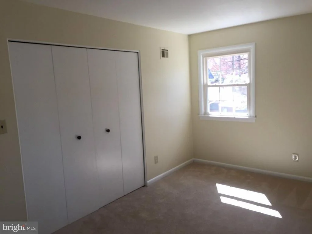 Photo of 2611 SILVERDALE DRIVE