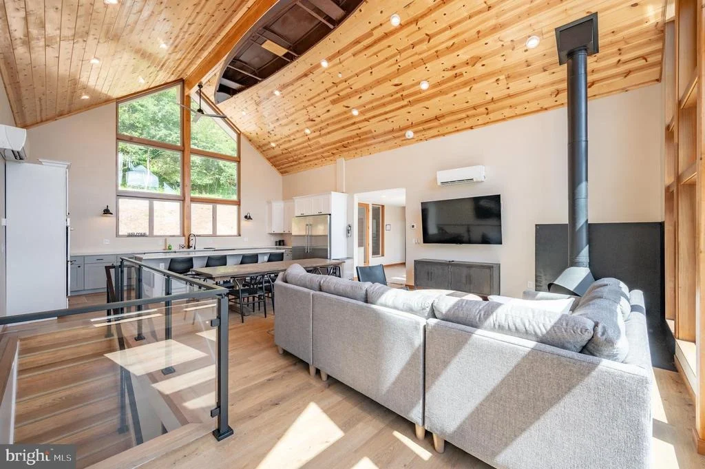 Photo of 2614 MARSH HILL ROAD