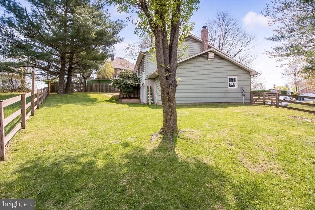 Photo of 9905 BISCAYNE LANE