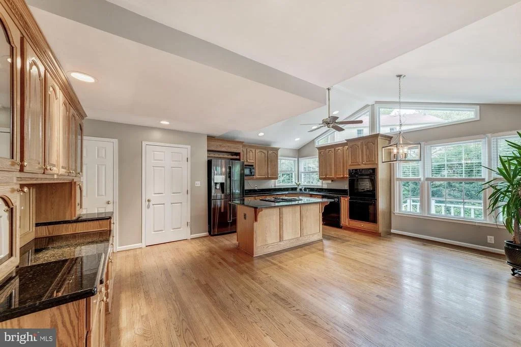 Photo of 5111 KING DAVID BOULEVARD