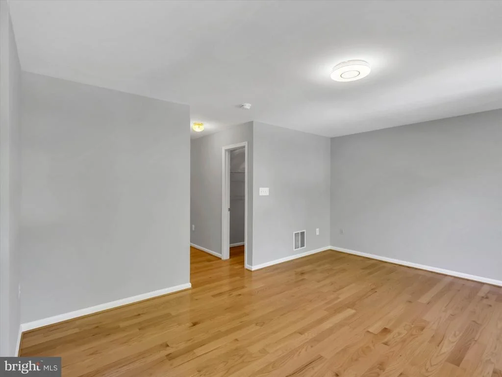 Photo of 8104 PEPPER RIDGE WAY