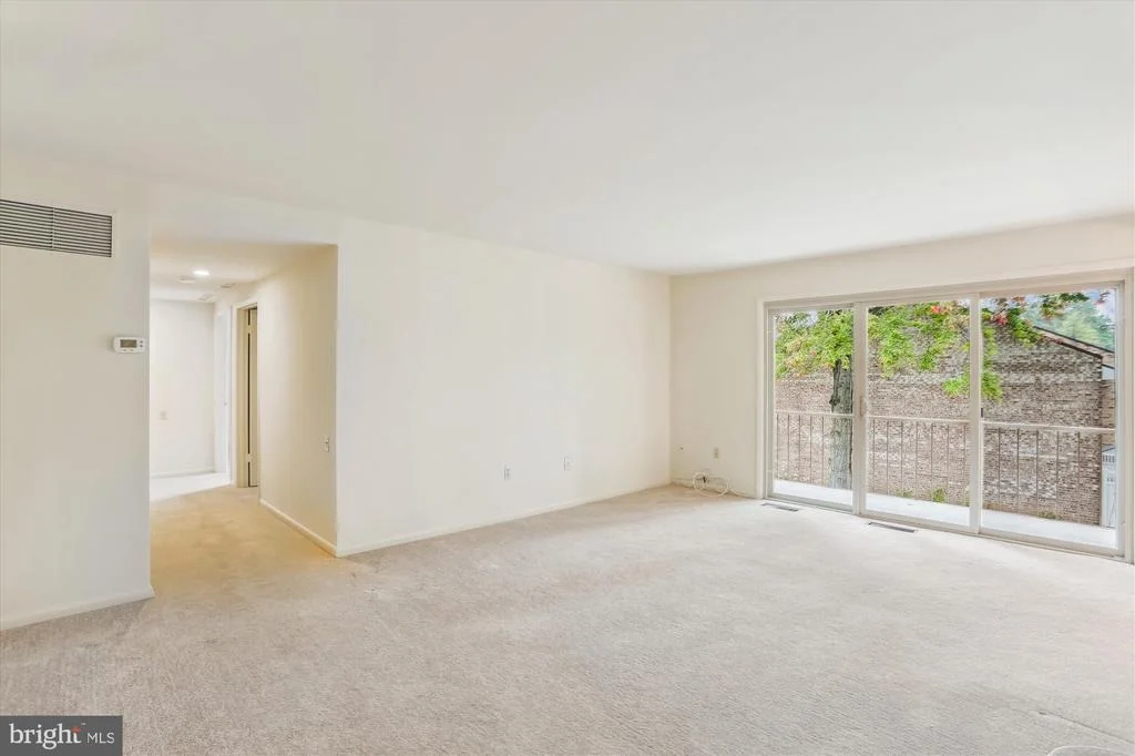 Photo of Unit 102D at 3640 GLENEAGLES DRIVE
