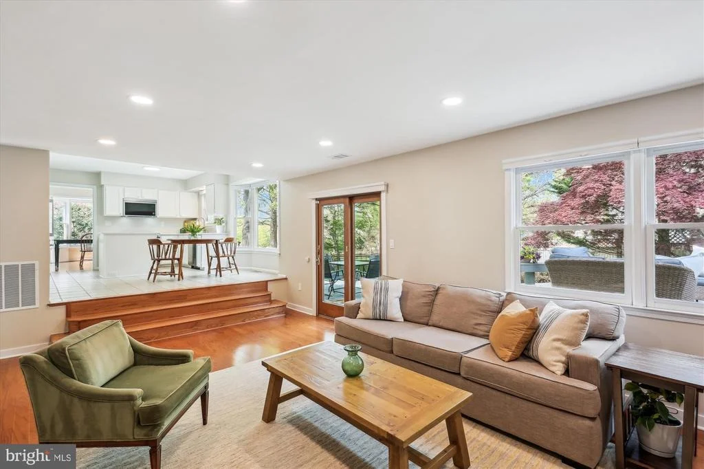 Photo of 4009 EVANGELINE TERRACE