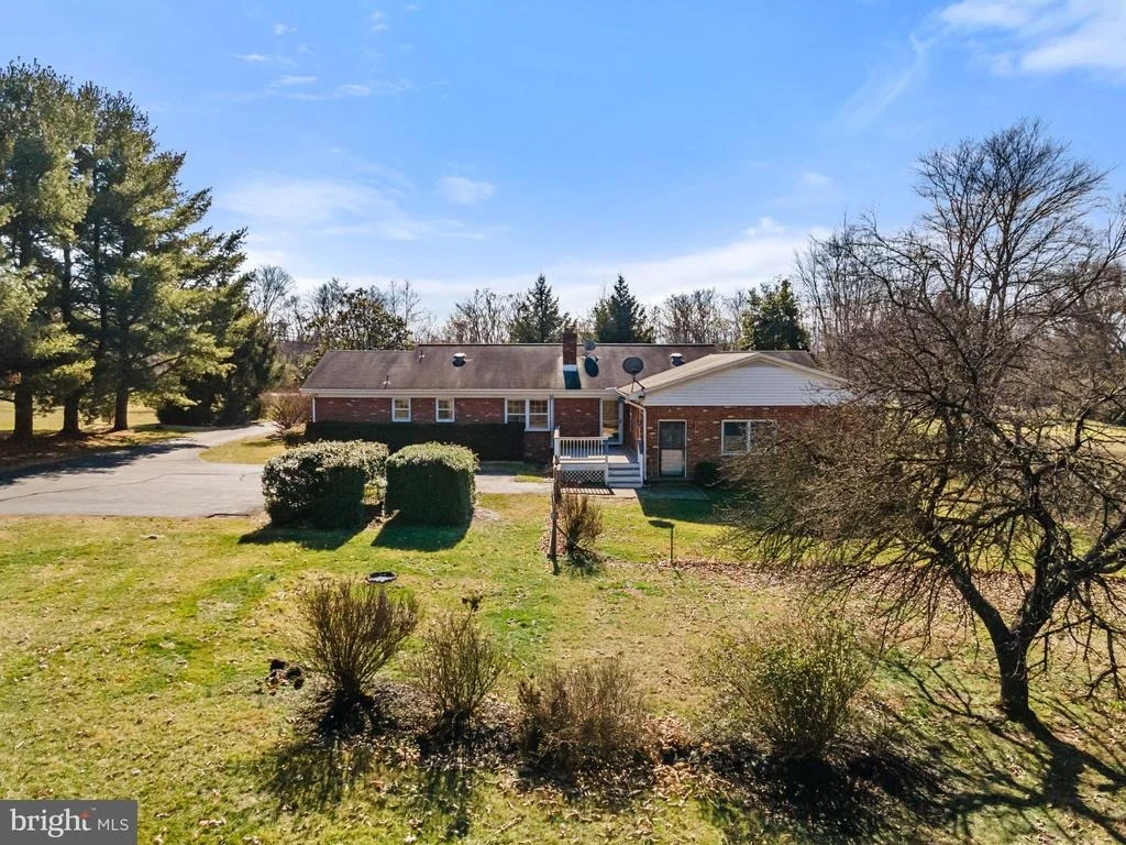 Photo of 19261 BRANDY ROAD