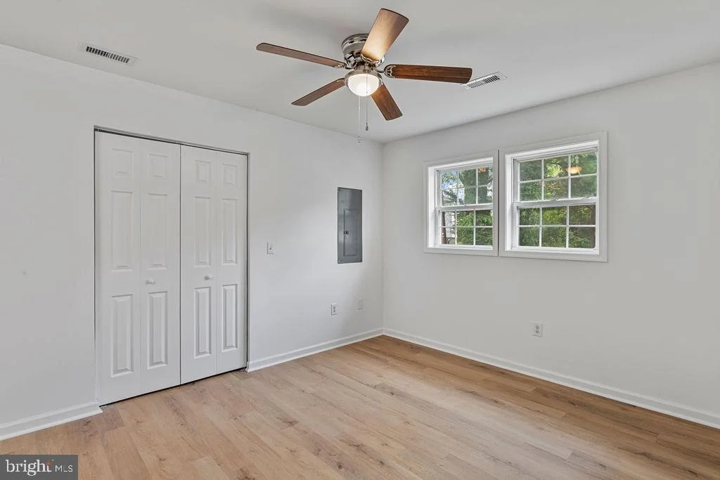 Photo of 905 HANOVER STREET