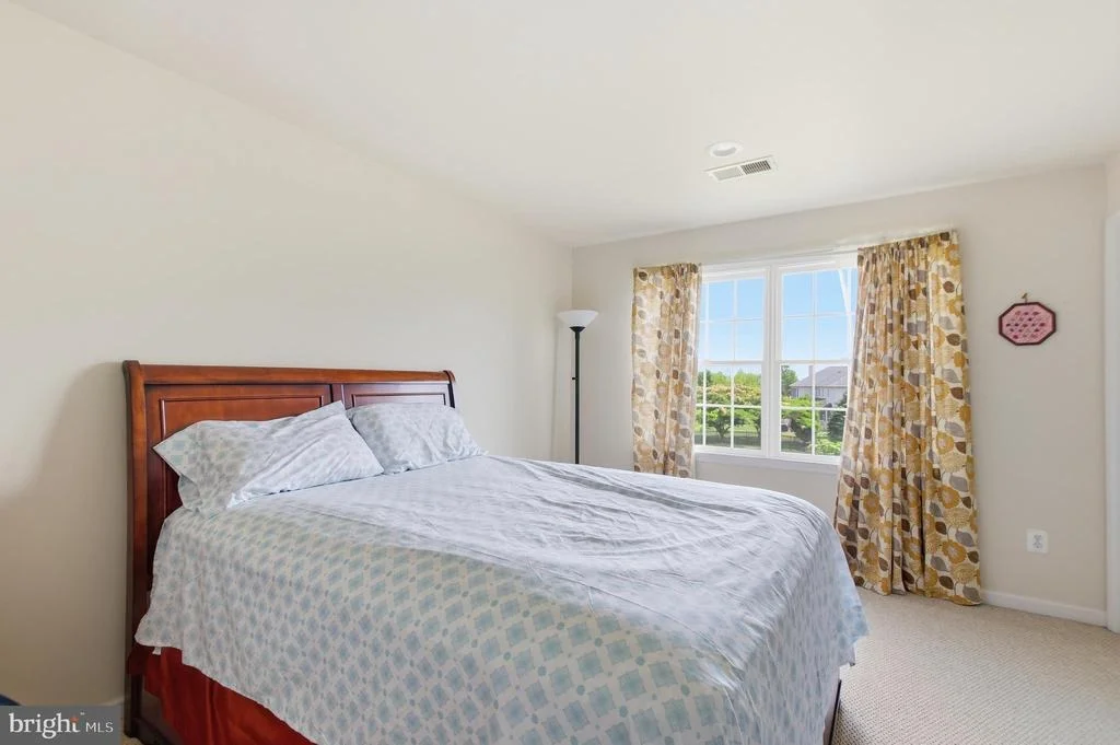 Photo of 43679 LUCKETTS BRIDGE CIRCLE
