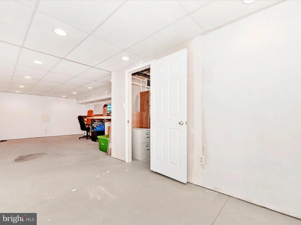 Photo of 3390 WESTPORT DRIVE