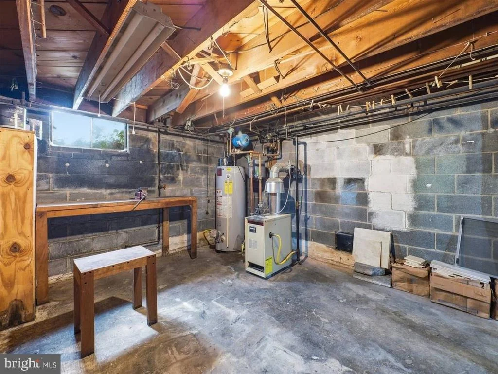 Photo of 939 VIEW STREET