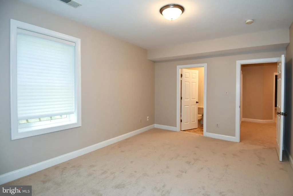 Photo of 7808 SOUTHDOWN ROAD