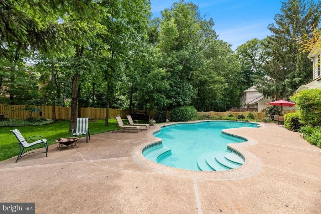 Photo of 2975 FRANKLIN OAKS DRIVE